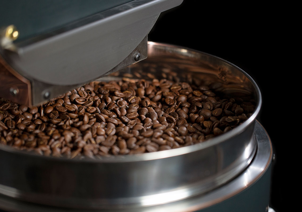 Roasted Coffee beans close up in Jake Roaster Cooling Tray